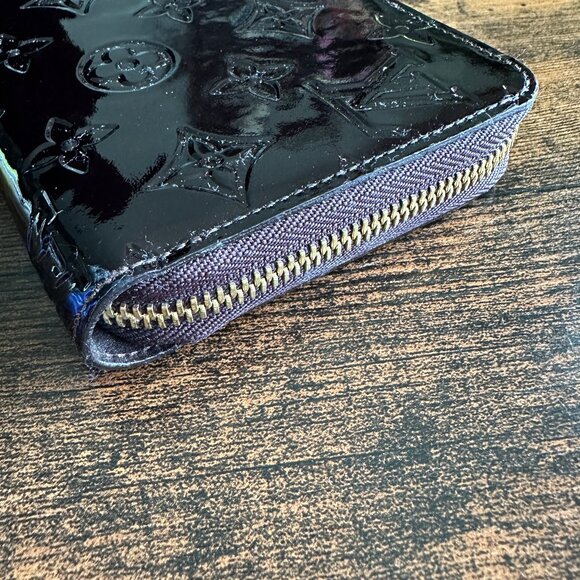 Louis Vuitton Monogram Vernis Zippy Wallet in Amarante M90416 - Picture 6 of 16